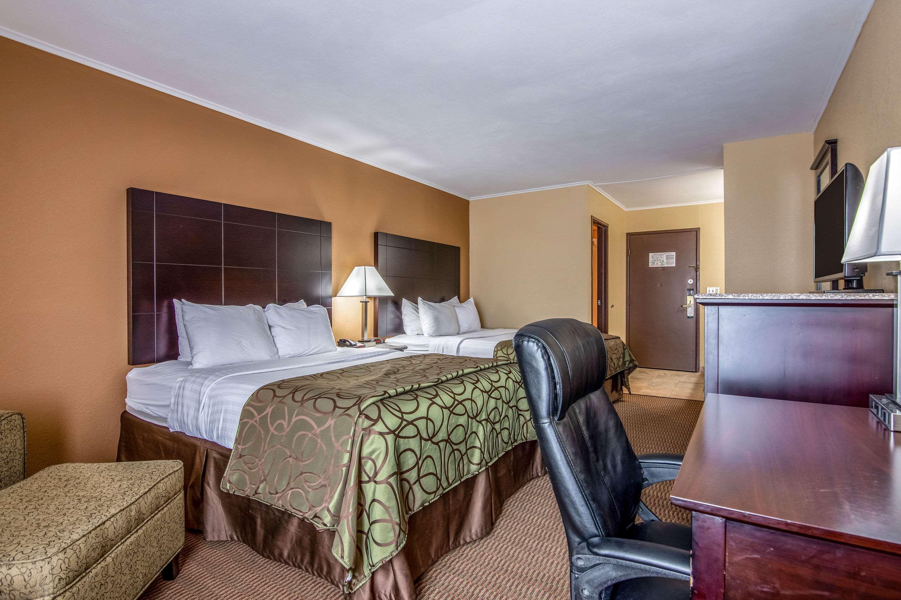 Quality Inn Tully I-81 Экстерьер фото