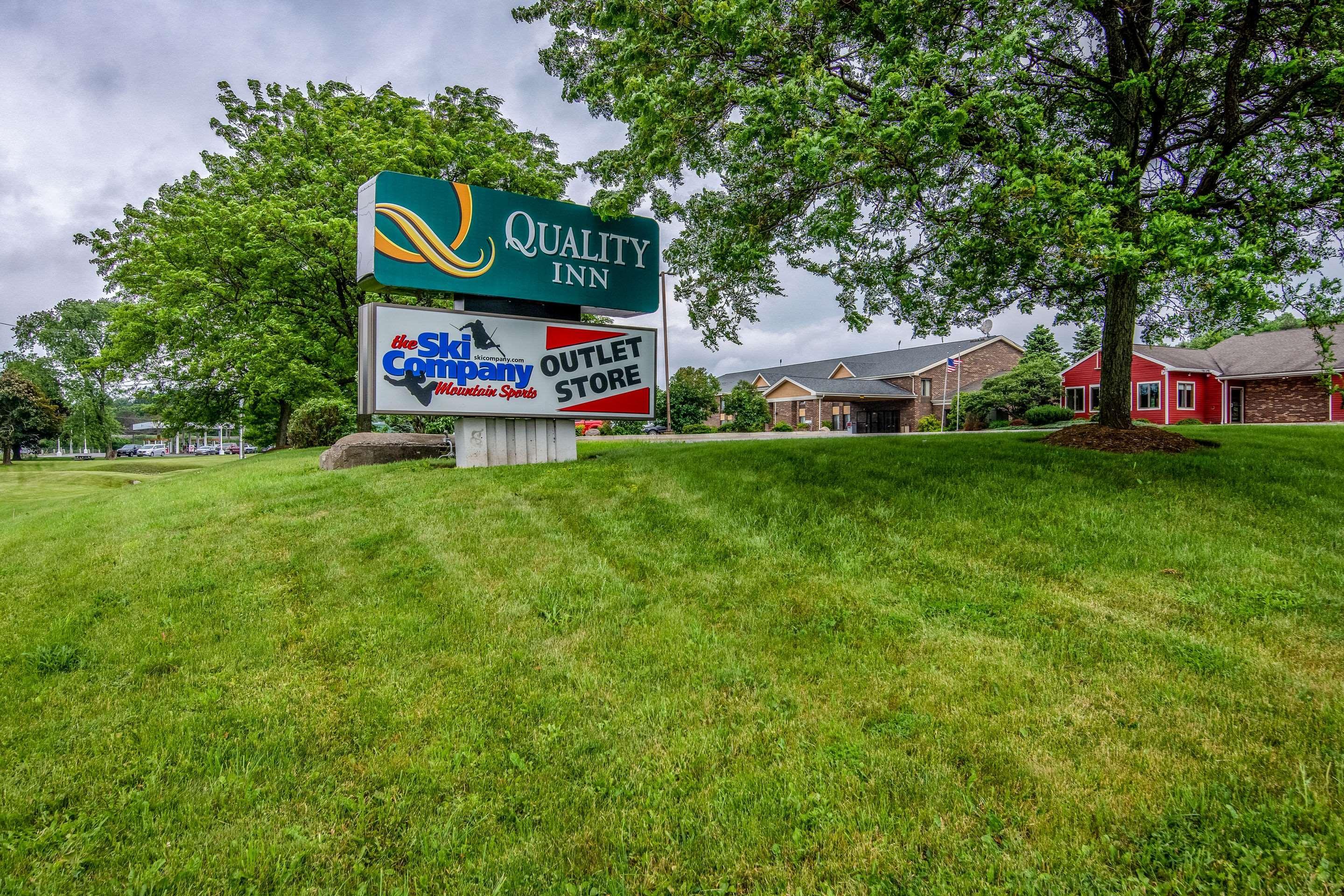 Quality Inn Tully I-81 Экстерьер фото