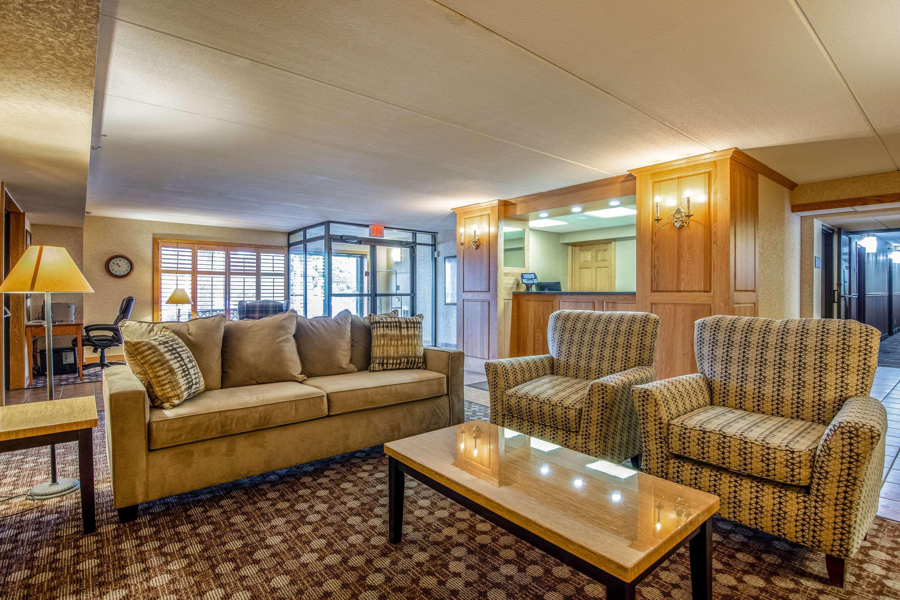 Quality Inn Tully I-81 Экстерьер фото