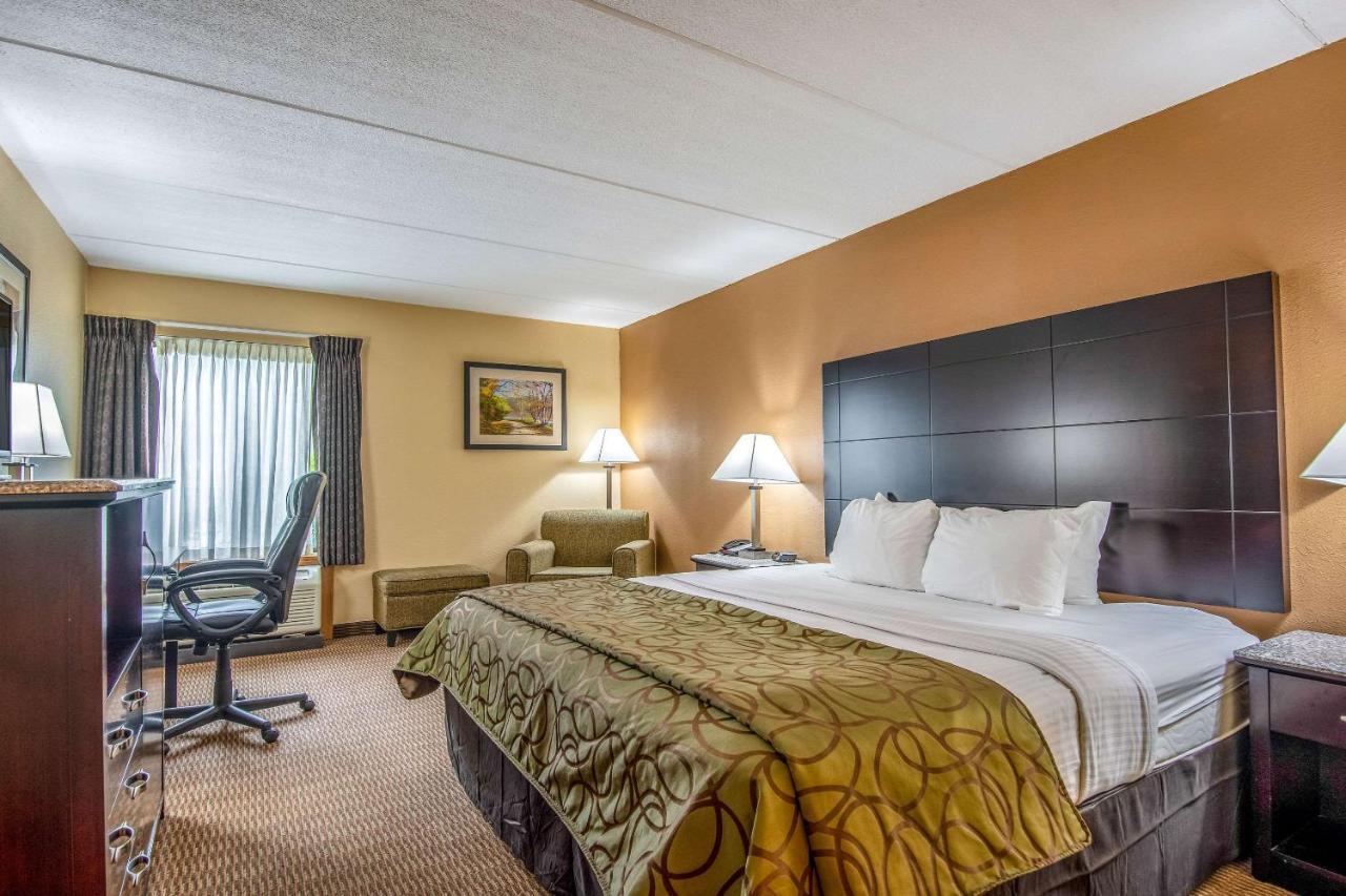 Quality Inn Tully I-81 Экстерьер фото