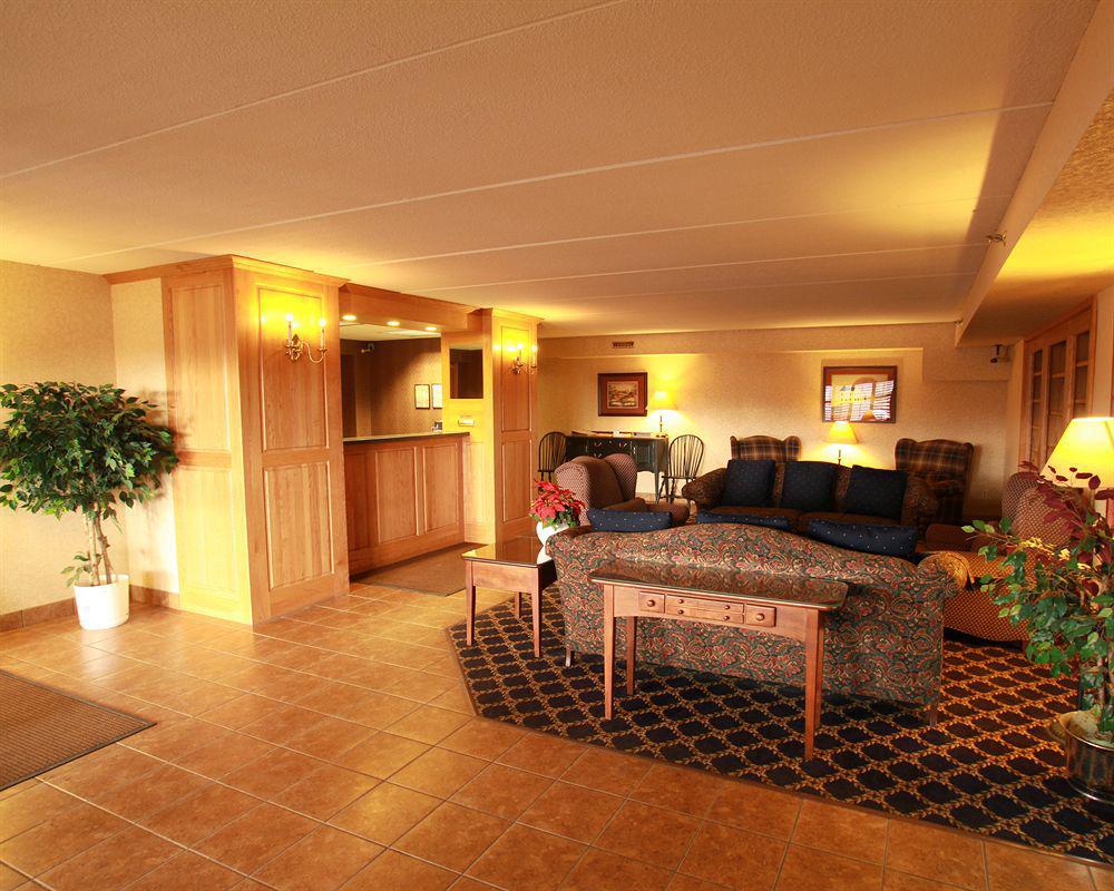 Quality Inn Tully I-81 Экстерьер фото